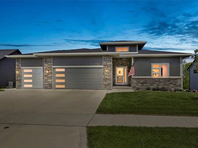 2308 N 9th Ct, Indianola, IA, 50125