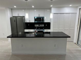 13370 SW 91st Ter APT D, Miami, FL 33186