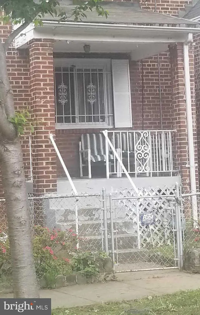 1418 18th Pl SE photo 1