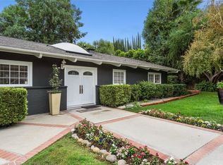 5320 Lubao Ave, Woodland Hills, CA 91364