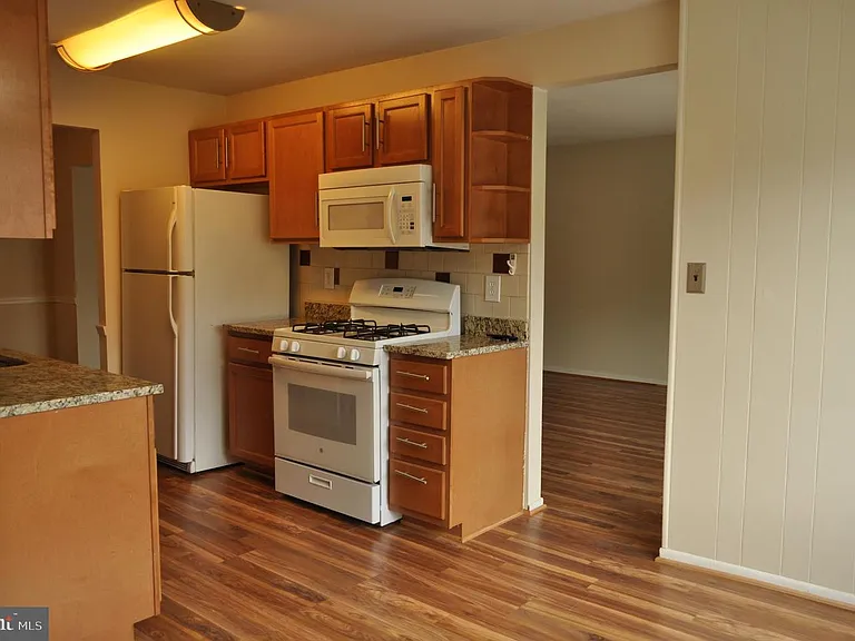 8723 Hayshed Ln #31 — Photo 14