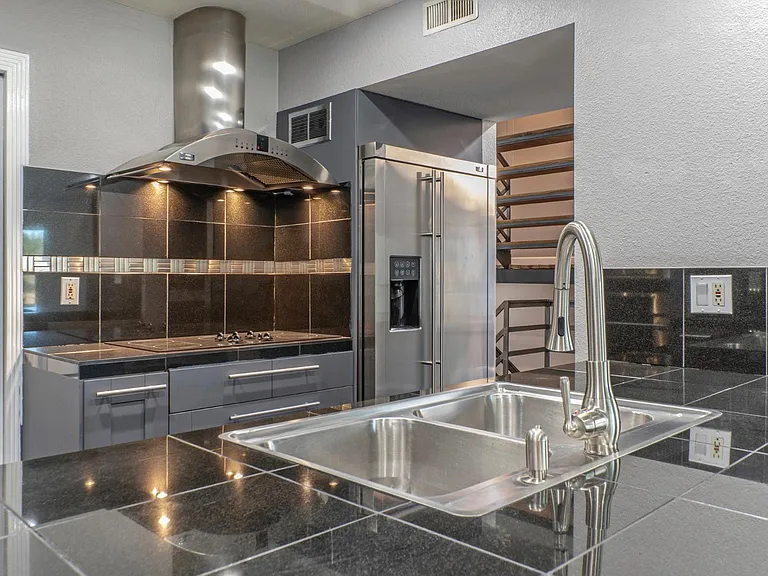7931 E San Miguel Ave #8 — Photo 10