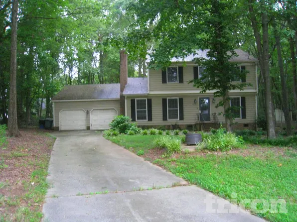 2211 Cannonade Ct, Matthews, NC 28105