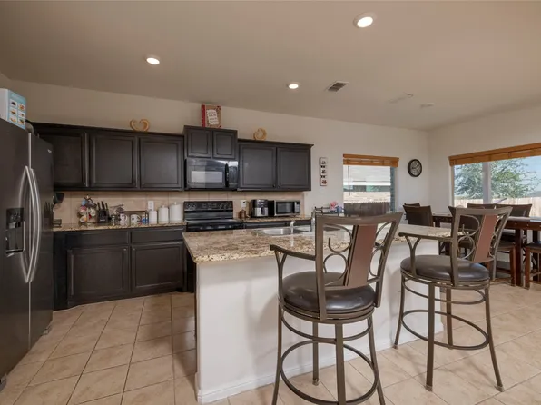 609 Zeke Lake Trl, Fort Worth, TX 76120