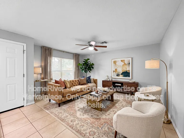2213 E Emma St — Photo 1