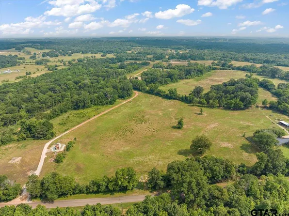 County Road 407 S, Henderson, TX 75654