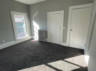 403 4th St NW #1, Grand Rapids, MI 49504