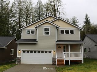 6918 E Apogee St E, Port Orchard, WA 98366