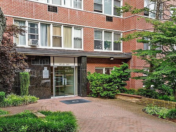 4th image of 87-15 165th St #6C
