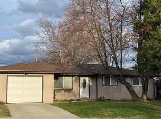 1435 Placid Cir, Medford, OR 97504