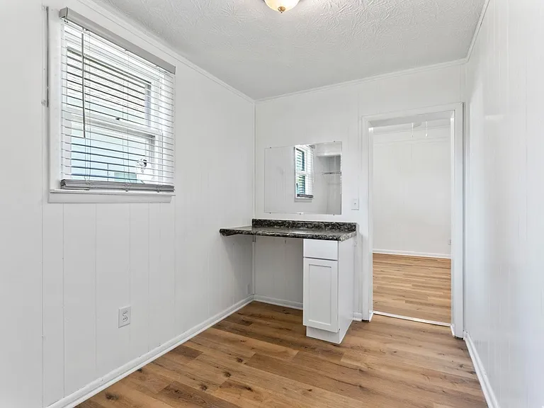 1485 Central Ave — Photo 7