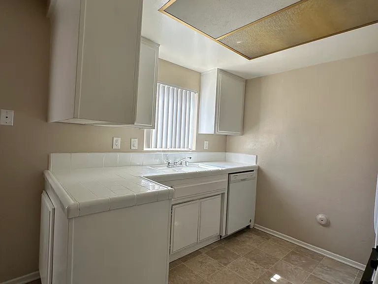 5305 Tyler Ave #3 — Photo 4