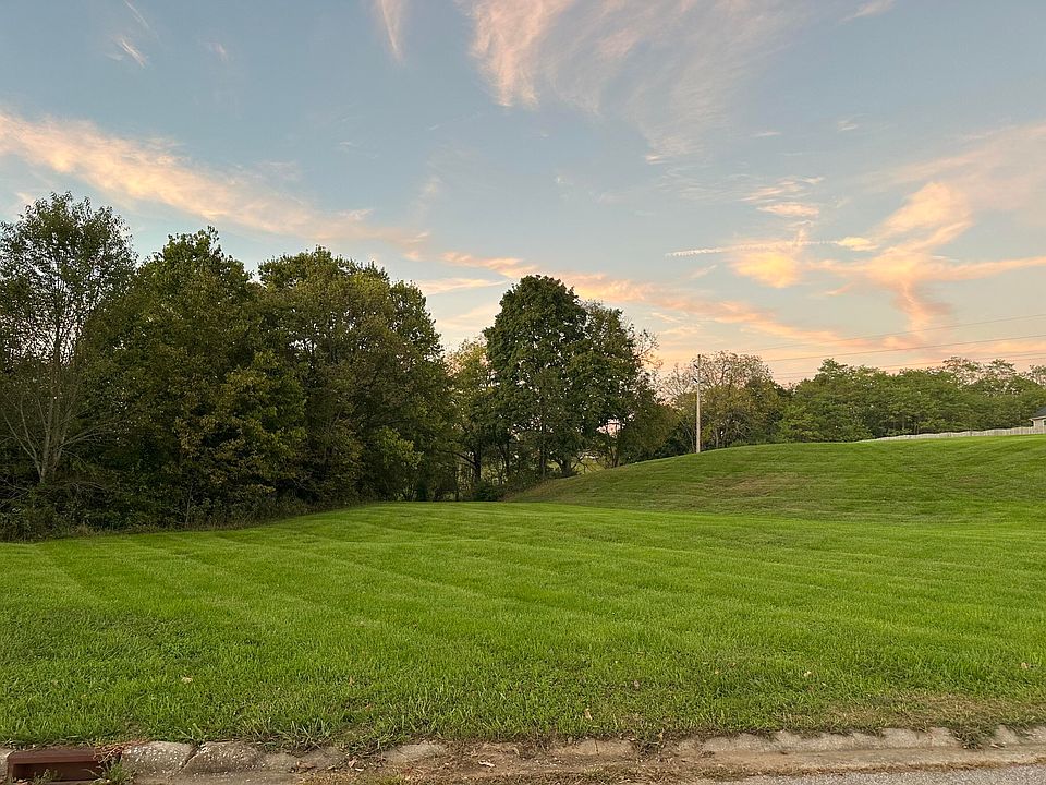 1st image of 107 Dove Trace Dr