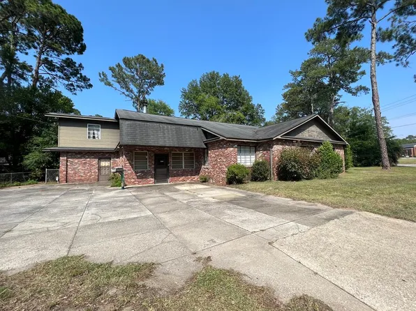 1700 Palmyra Rd, Albany, GA 31701
