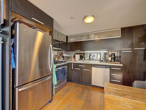 2nd image of 159 Evergreen Ave #2B