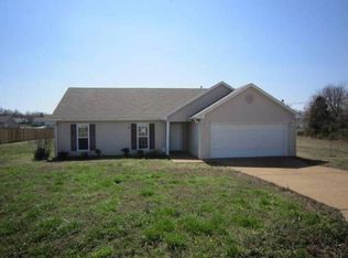 84 Long Meadow Dr, Jackson, TN 38305