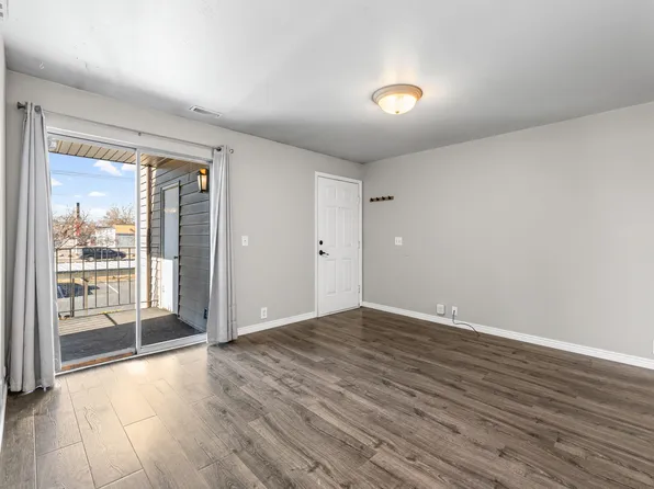 6163 S 1300 E APT J, Murray, UT 84121