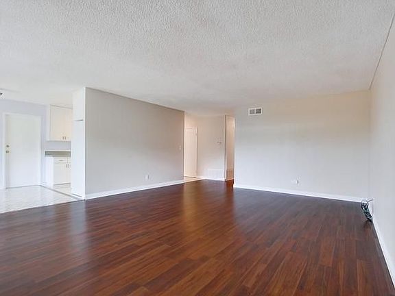 5th image of 6925 Cowles Mountain Blvd