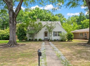 252 Barry Rd, Memphis, TN 38117