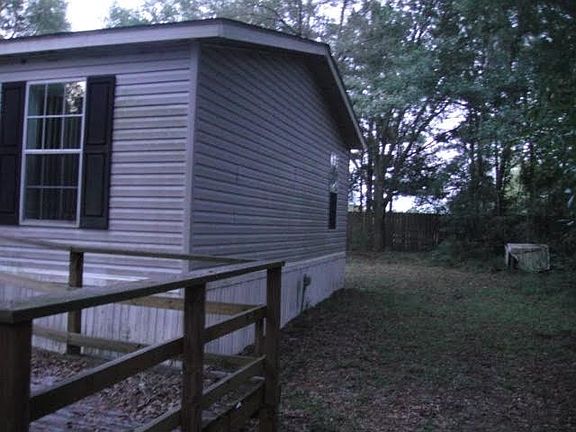 3rd image of 503 Leo Dr