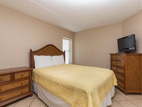 2nd image of 404 Padre Blvd Unit 801