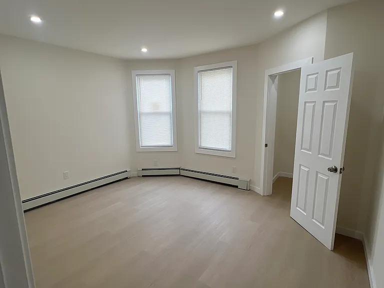 5 Sherman St #2 — Photo 5