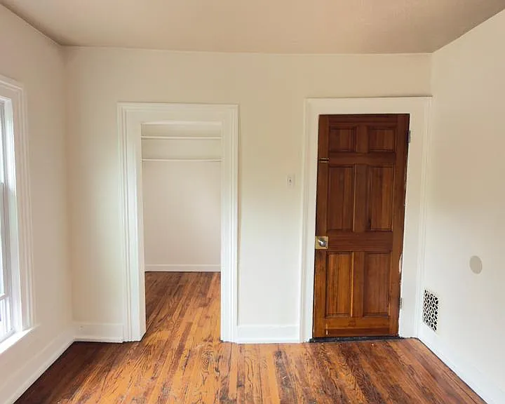 106 Pattison St #1 — Photo 16