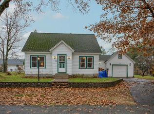 26 Malvina Ave, Athol, MA 01331