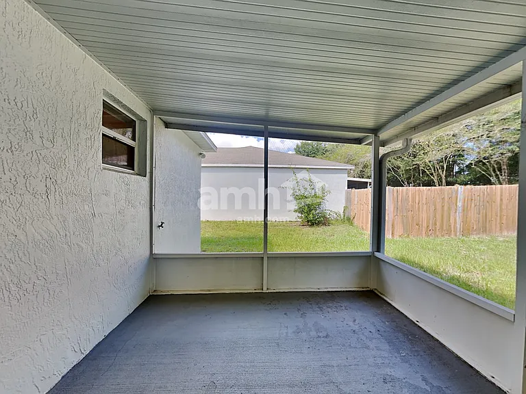 7405 Prosperity Park Rd N — Photo 20
