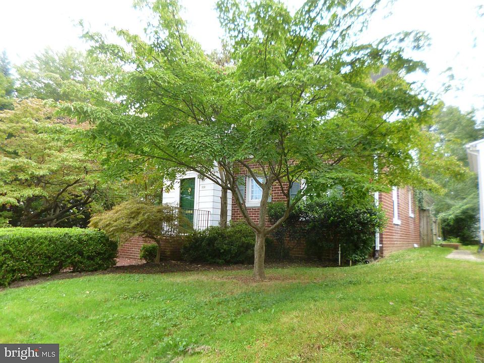 1st image of 908 William St