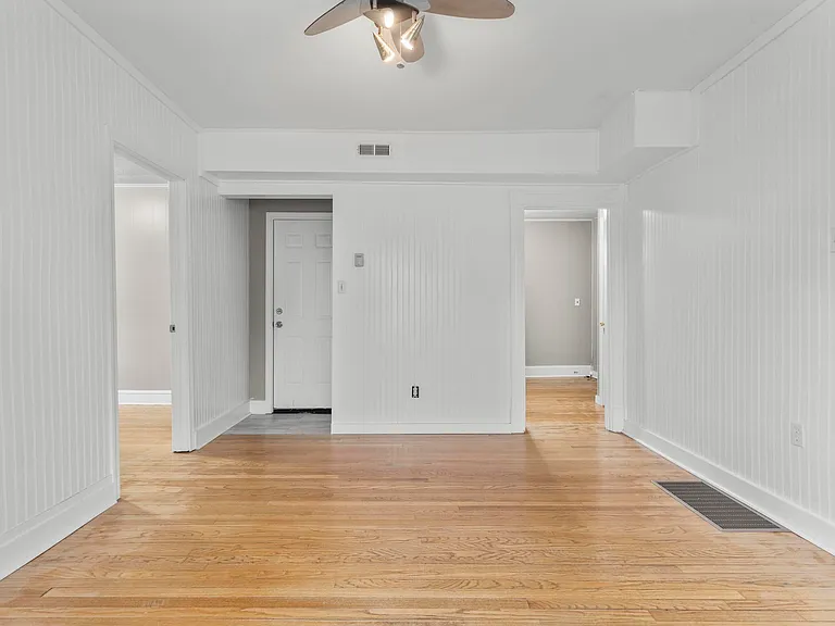 20 Violet St #2 — Photo 10