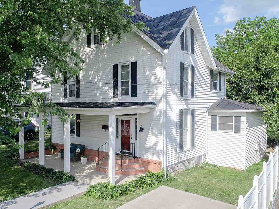 1st image of 4 Shenandoah Ave