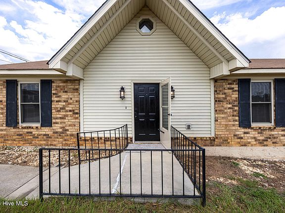 3rd image of 2554 Tara Heights Circle