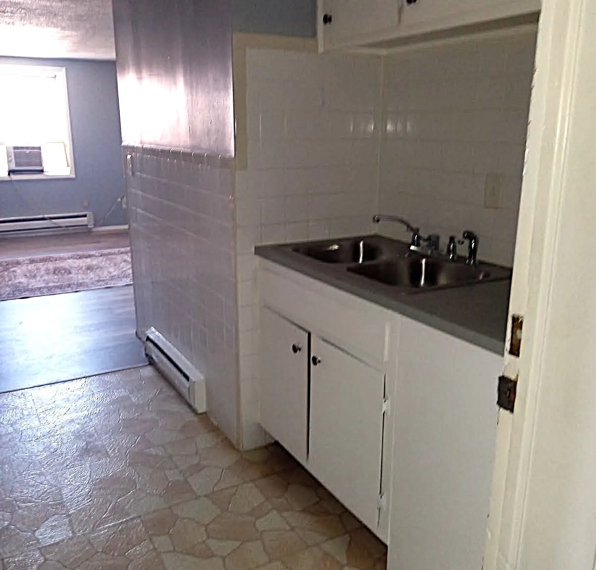 1 bed, $525 — Photo 4