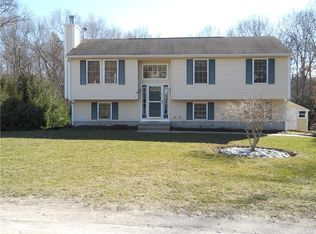 7 Healey Brook Dr, Charlestown, RI 02813