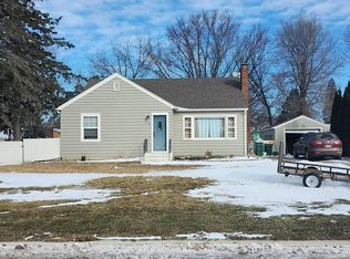 1001 8th Ave NE, Waseca, MN 56093