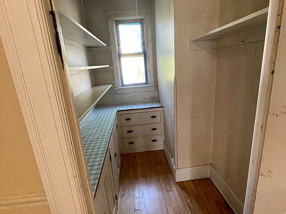 4th image of 2845 N Cramer St