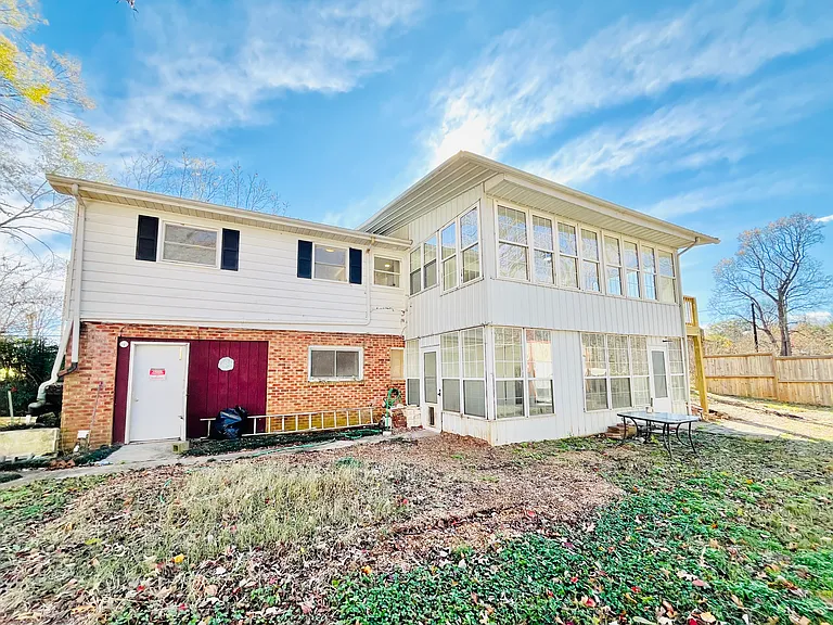 1727 Triangle Cir — Photo 43