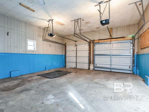 4073 Canal Cir E, Mobile, AL 36619