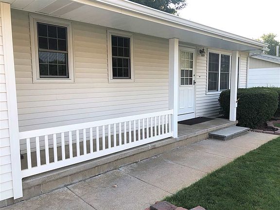 2nd image of 4411 Linden Dr