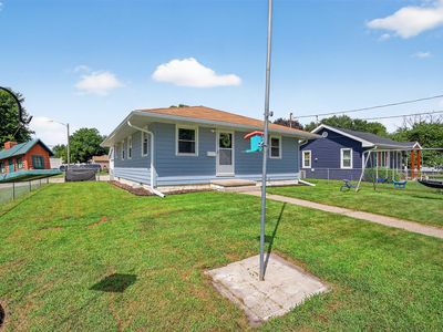 2100 Searle St, Des Moines, IA, 50317