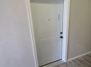 3016 E Thompson St #201, Philadelphia, PA 19134