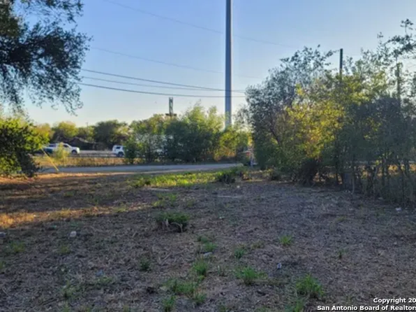 413 E Lubbock LOT NCB 6, San Antonio, TX 78204