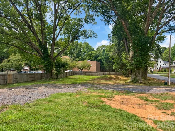 4424 Castleton Rd #2, Charlotte, NC 28211