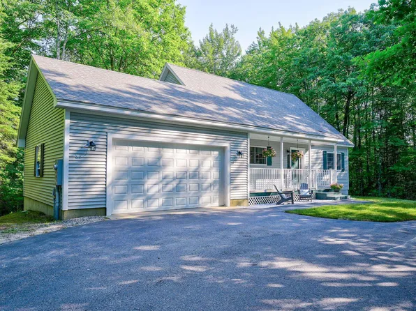 33 C Sands Circle, Conway, NH 03813