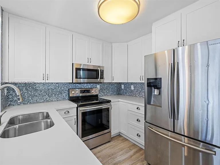 20900 Leeward Ct #217-1 — Photo 4