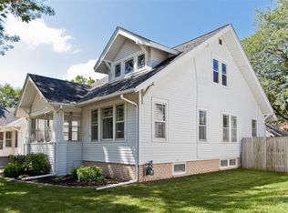 3012 E Ave NE, Cedar Rapids, IA 52402