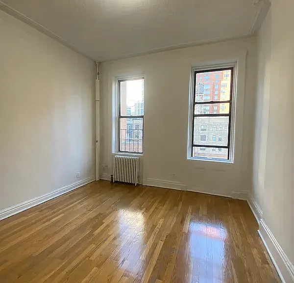 223 E 32nd St #5D — Photo 5