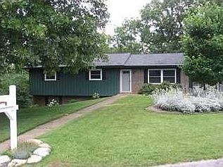 1st image of 5204 Mountain Wood Ln