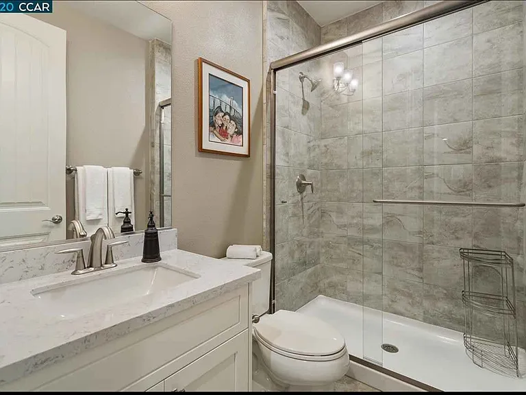 2049 Elderberry Dr — Photo 22